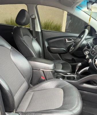 imagem-https://www.socarrao.com.br/sc-vehicle-images-prod/4037881/1790106352086-8497159_9_B_4aca1545fa.jpeg