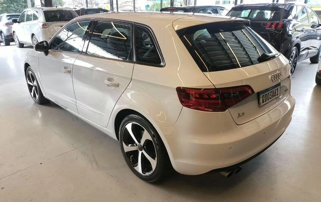 imagem-https://www.socarrao.com.br/sc-vehicle-images-prod/4037927/1790793084771-8326492_10_B_db828b7710.jpeg