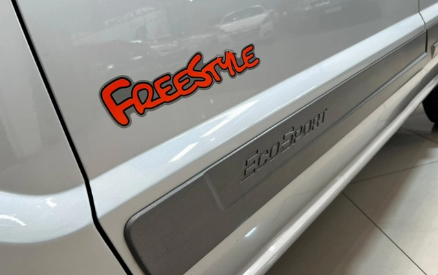 imagem-https://www.socarrao.com.br/sc-vehicle-images-prod/4038039/1790106537645-5AsjpJqHbhqFLHVLcvQu6gOzXjGLgjqK.jpg