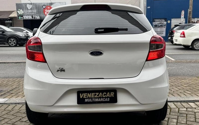 imagem-https://www.socarrao.com.br/sc-vehicle-images-prod/4038048/1790108301641-8502630_14_B_d665a9b0a5.jpeg