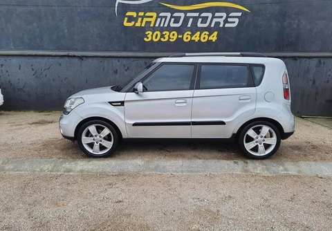 Kia SOUL 2010 Prata — foto 1 de 3