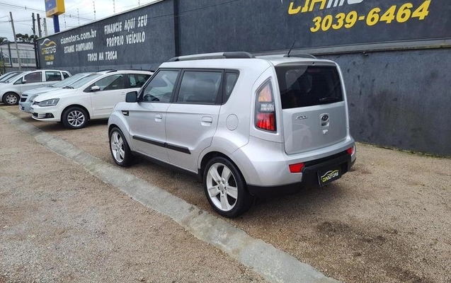 imagem-https://www.socarrao.com.br/sc-vehicle-images-prod/4038149/1791294355724-8502053_8_B_7ec49609e5.jpeg