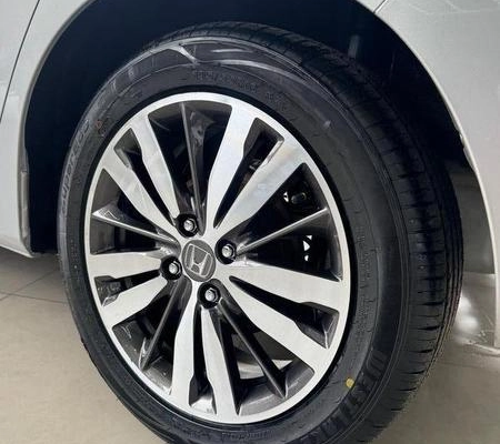 imagem-https://www.socarrao.com.br/sc-vehicle-images-prod/4038207/1791931034761-8454398_12_B_8c0b021fb8.jpeg