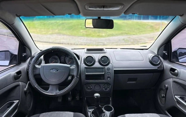 imagem-https://www.socarrao.com.br/sc-vehicle-images-prod/4038241/1790107040227-8488197_8_B_d36515b5b8.jpeg