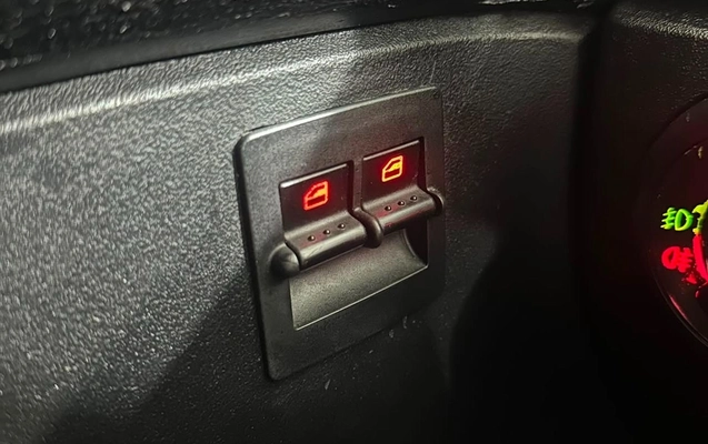 imagem-https://www.socarrao.com.br/sc-vehicle-images-prod/4038376/1790107227701-17.jpg