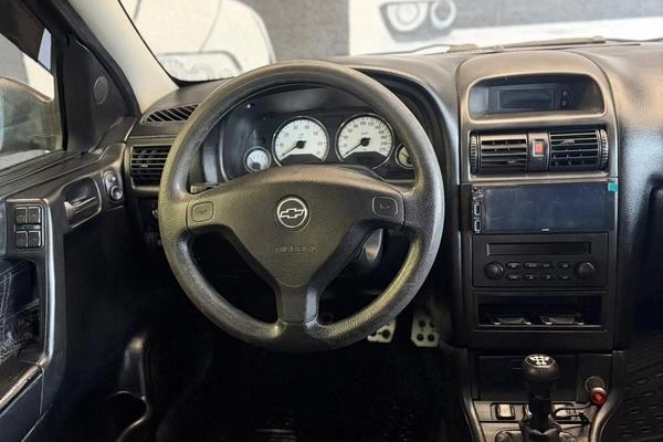 imagem-https://www.socarrao.com.br/sc-vehicle-images-prod/4038405/1790110734486-8494207_8_B_1b829dcfa3.jpeg