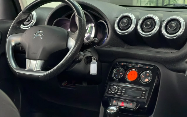 imagem-https://www.socarrao.com.br/sc-vehicle-images-prod/4038453/1790107336078-003_f7556fd3e3e7d53a77d3f3a5dddb4edd.jpg