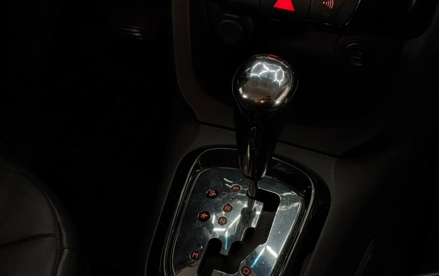 imagem-https://www.socarrao.com.br/sc-vehicle-images-prod/4038453/1790107336080-003_b6dcfc202feb6136ce7ab9f5b686285a.jpg