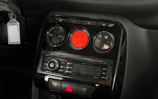 imagem-https://www.socarrao.com.br/sc-vehicle-images-prod/4038453/1790107336082-003_f7a2155c98f2756a6c1a948c11dda29b.jpg