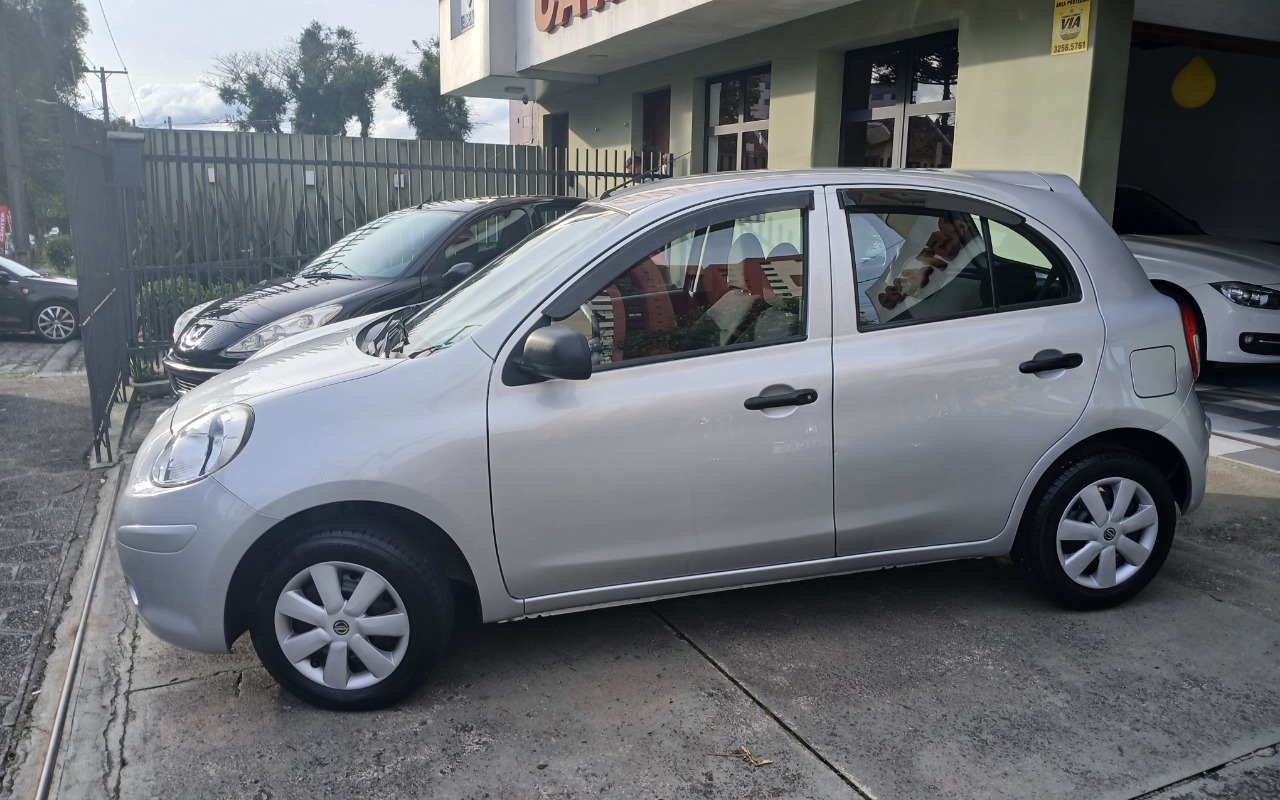 imagem-https://www.socarrao.com.br/sc-vehicle-images-prod/4038536/1790107425167-MTc5MDEwNzE0MDY1MjUzODk3MDgwNzM2Njk1ODU5OTkuanBn.jpg