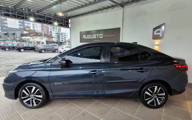 imagem-https://www.socarrao.com.br/sc-vehicle-images-prod/4038580/1790107498278-becd746fe702497ebf94a7e1f297e6f8_1790107361144.jpg
