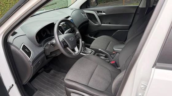 imagem-https://www.socarrao.com.br/sc-vehicle-images-prod/4038653/1790107887631-hyundai-creta-1.6-16v-flex-action-automatico-wmimagem14461375210.jpg