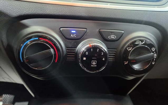 imagem-https://www.socarrao.com.br/sc-vehicle-images-prod/4038667/1790107926184-8488527_11_B_5f1edc3ab8.jpeg