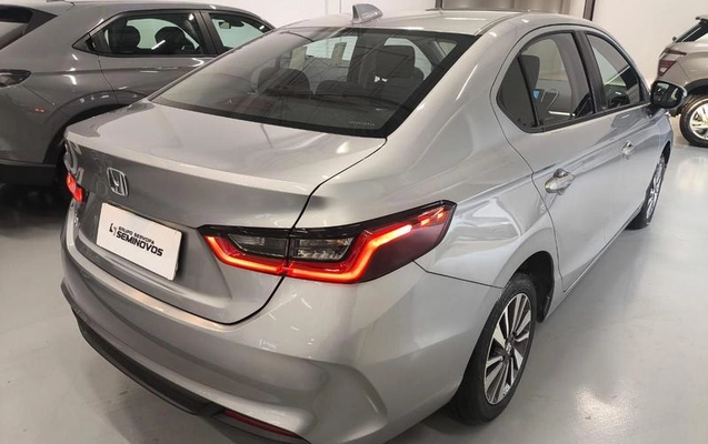imagem-https://www.socarrao.com.br/sc-vehicle-images-prod/4038760/1790197914947-8502871_2_B_a28657f682.jpeg