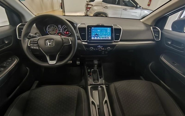 imagem-https://www.socarrao.com.br/sc-vehicle-images-prod/4038760/1790197914953-8502871_8_B_6cf33f3753.jpeg