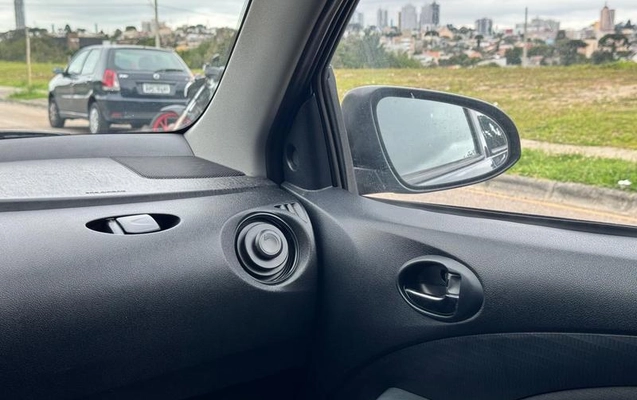 imagem-https://www.socarrao.com.br/sc-vehicle-images-prod/4038788/1790108117569-8467269_8_B_77af7e19e5.jpeg