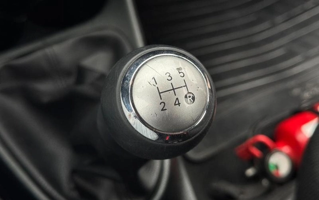 imagem-https://www.socarrao.com.br/sc-vehicle-images-prod/4038788/1790108117571-8467269_14_B_884066a6e3.jpeg