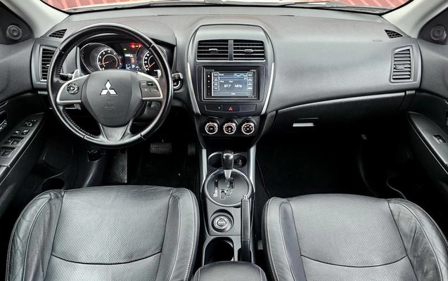 imagem-https://www.socarrao.com.br/sc-vehicle-images-prod/4038792/1790108155617-8430041_5_B_7c11efe658.jpeg