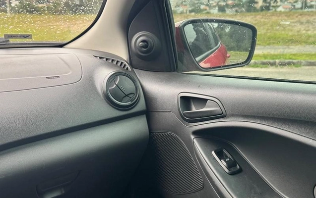 imagem-https://www.socarrao.com.br/sc-vehicle-images-prod/4038815/1790108229885-8467391_8_B_e463b8a73c.jpeg