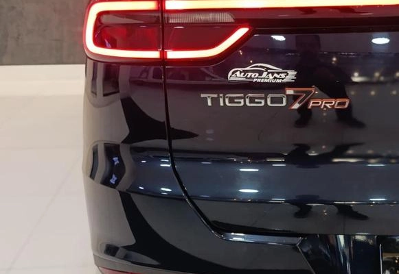 imagem-https://www.socarrao.com.br/sc-vehicle-images-prod/4038817/1790108267297-8400555_9_B_de44bacac7.jpeg