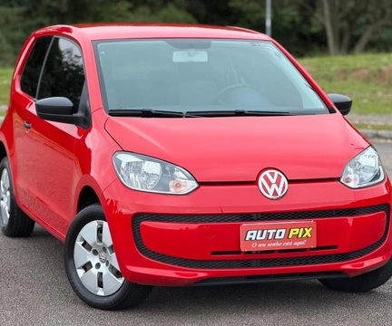Volkswagen Up! 2015 Vermelho — foto 1 de 3