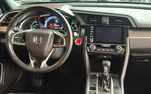 imagem-https://www.socarrao.com.br/sc-vehicle-images-prod/4038859/1790108349445-8502849_12_B_0a1ce277ab.jpeg