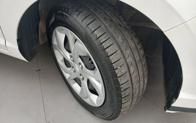 imagem-https://www.socarrao.com.br/sc-vehicle-images-prod/4038942/1790108661380-1_052415.jpg
