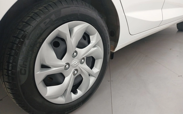 imagem-https://www.socarrao.com.br/sc-vehicle-images-prod/4038942/1790108661380-1_052416.jpg