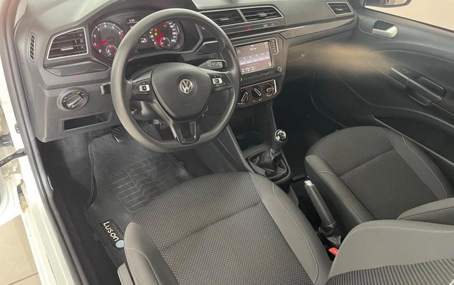 imagem-https://www.socarrao.com.br/sc-vehicle-images-prod/4038950/1792083001040-8502557_14_B_d71b77bb35.jpeg