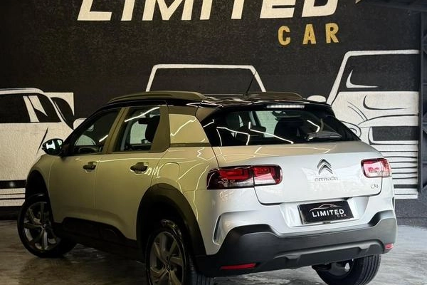 imagem-https://www.socarrao.com.br/sc-vehicle-images-prod/4038970/1790110860467-8481309_3_B_7bec4edb48.jpeg