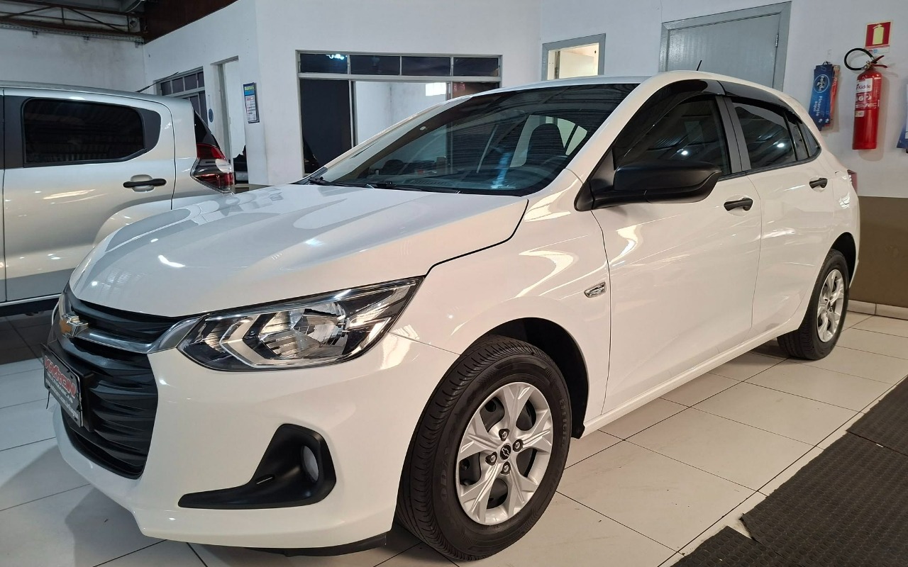 Chevrolet Onix 2025 Branco — foto 1 de 3