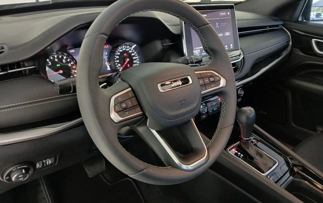 imagem-https://www.socarrao.com.br/sc-vehicle-images-prod/4039036/1790108883318-8502981_13_B_ec24e18913.jpeg