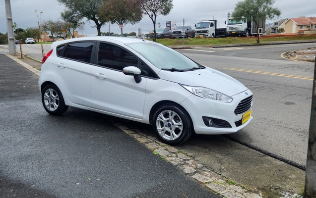 imagem-https://www.socarrao.com.br/sc-vehicle-images-prod/4039144/1790169771018-MjAyNjA5MjNfMDk0NjQyLmpwZw.jpg