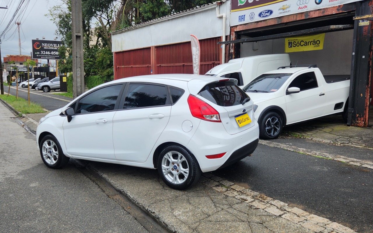 imagem-https://www.socarrao.com.br/sc-vehicle-images-prod/4039144/1790169771425-MjAyNjA5MjNfMDk0NjAzLmpwZw.jpg