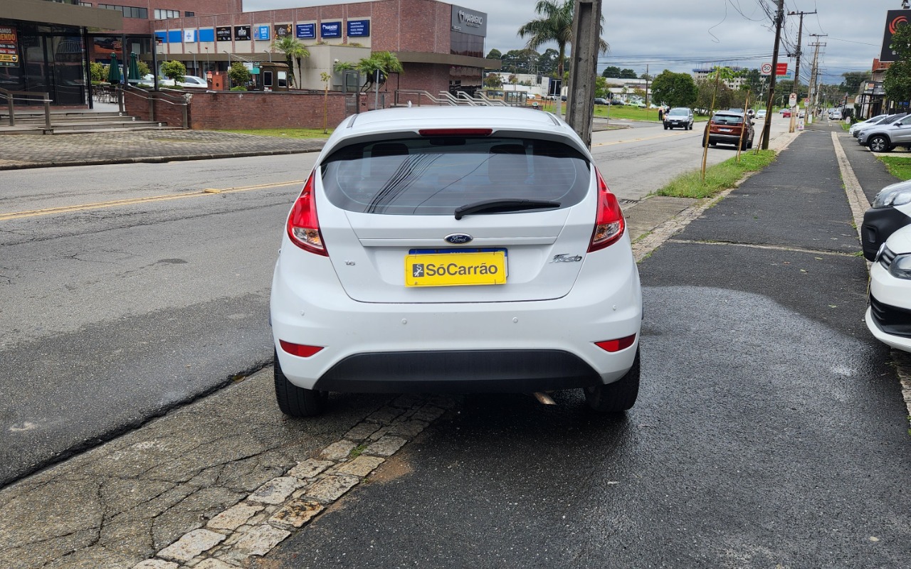 imagem-https://www.socarrao.com.br/sc-vehicle-images-prod/4039144/1790169771550-MjAyNjA5MjNfMDk0NjE0LmpwZw.jpg