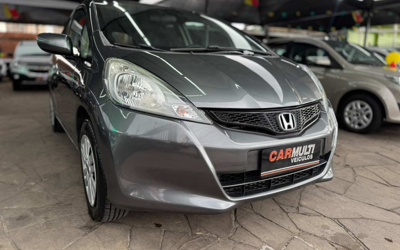 imagem-https://www.socarrao.com.br/sc-vehicle-images-prod/4039146/1790109041323-V2hhdHNBcHAgSW1hZ2UgMjAyNi0wOS0yMiBhdCAxNy4yNi41NyAoMikuanBlZw.jpeg
