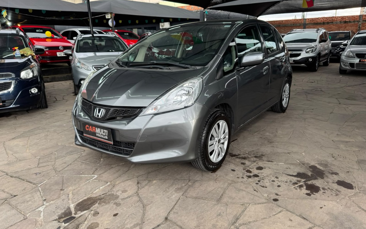 imagem-https://www.socarrao.com.br/sc-vehicle-images-prod/4039146/1790109041376-V2hhdHNBcHAgSW1hZ2UgMjAyNi0wOS0yMiBhdCAxNy4yNi41NSAoMikuanBlZw.jpeg