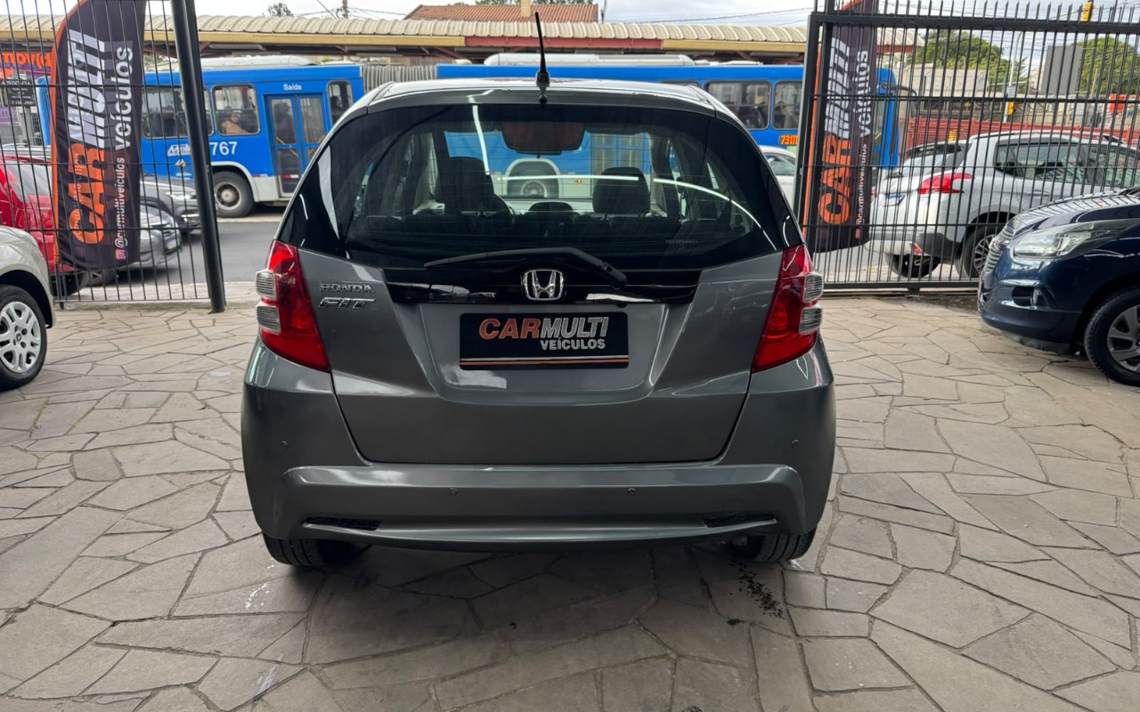 imagem-https://www.socarrao.com.br/sc-vehicle-images-prod/4039146/1790109041521-V2hhdHNBcHAgSW1hZ2UgMjAyNi0wOS0yMiBhdCAxNy4yNi41NiAoMikuanBlZw.jpeg