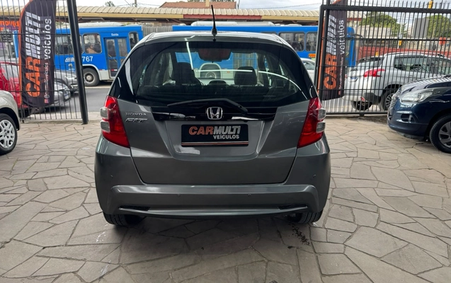 imagem-https://www.socarrao.com.br/sc-vehicle-images-prod/4039146/1790109041521-V2hhdHNBcHAgSW1hZ2UgMjAyNi0wOS0yMiBhdCAxNy4yNi41NiAoMikuanBlZw.jpeg