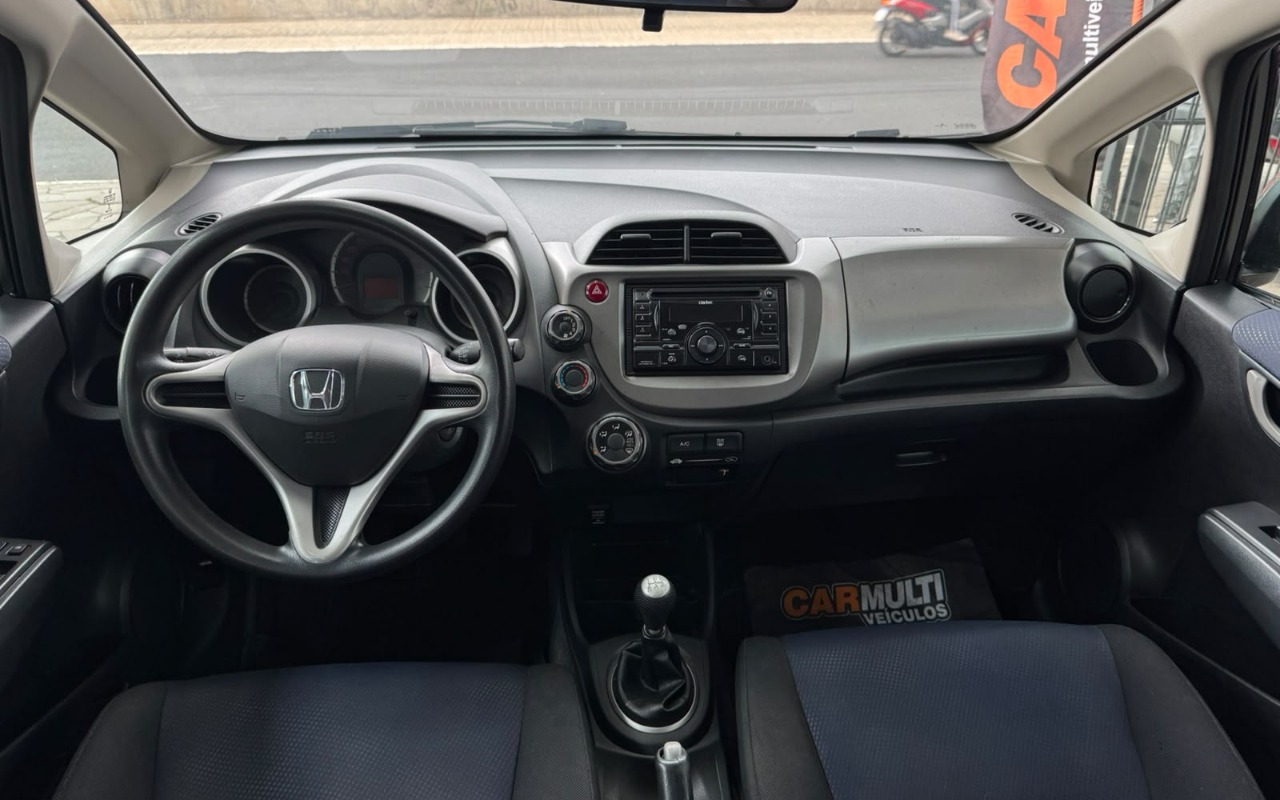 imagem-https://www.socarrao.com.br/sc-vehicle-images-prod/4039146/1790109041754-V2hhdHNBcHAgSW1hZ2UgMjAyNi0wOS0yMiBhdCAxNy4yNi41NiAoMykuanBlZw.jpeg