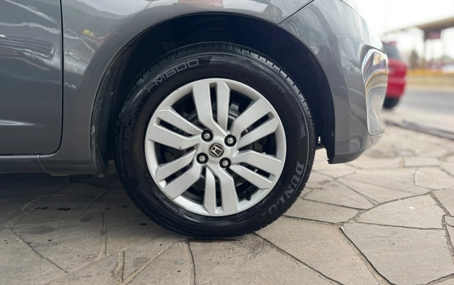 imagem-https://www.socarrao.com.br/sc-vehicle-images-prod/4039146/1790109041985-V2hhdHNBcHAgSW1hZ2UgMjAyNi0wOS0yMiBhdCAxNy4yNi41NyAoMSkuanBlZw.jpeg