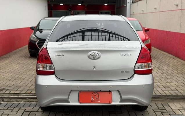 imagem-https://www.socarrao.com.br/sc-vehicle-images-prod/4039176/1790110111498-8475840_12_B_de6146953d.jpeg
