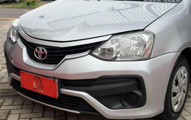 imagem-https://www.socarrao.com.br/sc-vehicle-images-prod/4039176/1790110111503-8475840_8_B_18425dd4bf.jpeg