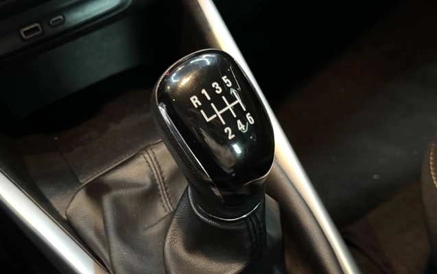 imagem-https://www.socarrao.com.br/sc-vehicle-images-prod/4039265/1790109254200-12_043645.jpg