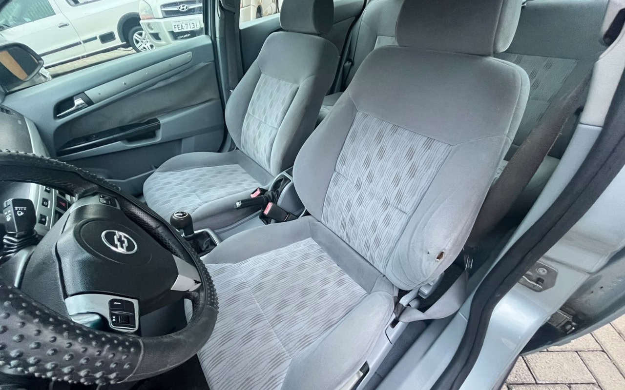 imagem-https://www.socarrao.com.br/sc-vehicle-images-prod/4039306/1790109295641-M2YyOTFlMTUtYzJkMC00NDMzLWE4NGEtOGU4OTMyZmVkYjdiLmpwZWc.jpeg