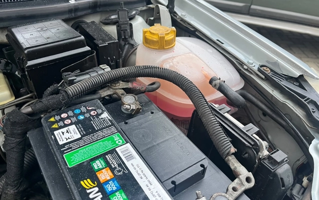 imagem-https://www.socarrao.com.br/sc-vehicle-images-prod/4039306/1790109296594-NzQ1ZmE1YzUtNTBlZS00NmFmLTg2MGUtNmNkZGE5YjI3YTBjLmpwZWc.jpeg