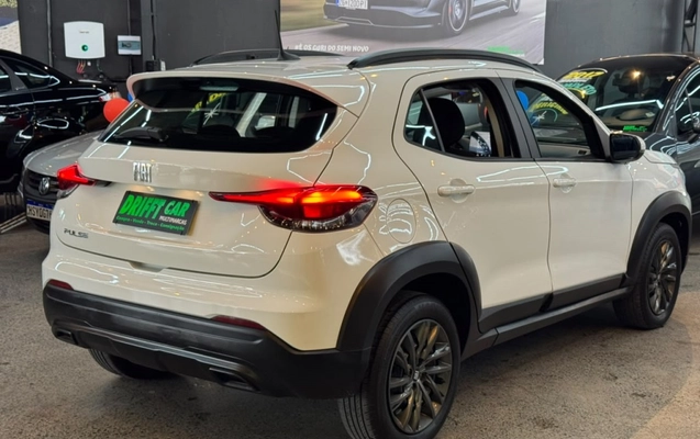 imagem-https://www.socarrao.com.br/sc-vehicle-images-prod/4039483/1790109463150-5_034503.jpg