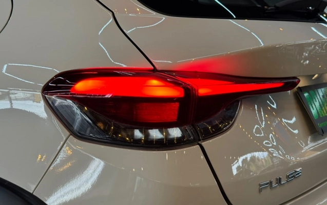 imagem-https://www.socarrao.com.br/sc-vehicle-images-prod/4039483/1790109463151-4_034503.jpg