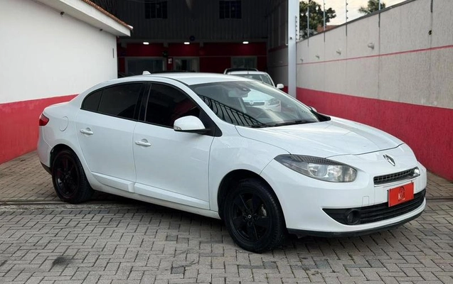 imagem-https://www.socarrao.com.br/sc-vehicle-images-prod/4039529/1790109513299-8498818_16_B_b446289c5b.jpeg