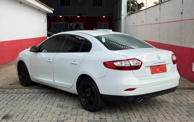 imagem-https://www.socarrao.com.br/sc-vehicle-images-prod/4039529/1790109513300-8498818_15_B_976bff788c.jpeg